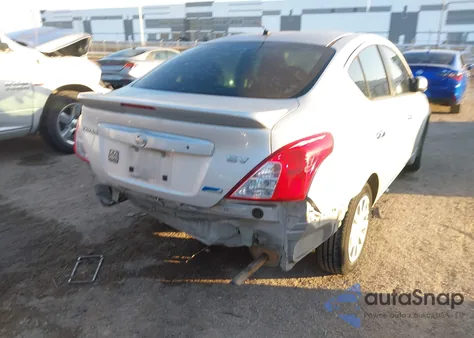 2013 Nissan Versa 1.6 Sv z USA, uszkodzony, nr VIN 3N1CN7AP5DL890090